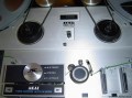 Akai-M-10-Stereo-Tape-Recorder-4